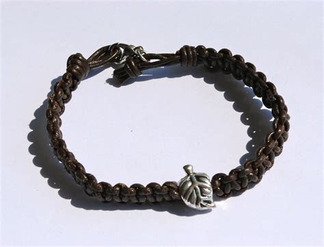 bracciale foglia cuoio